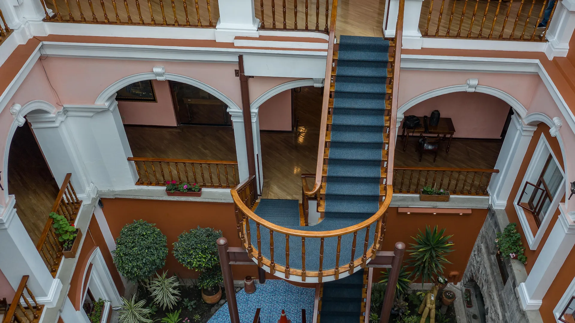 Hotel Patio Andaluz Quito