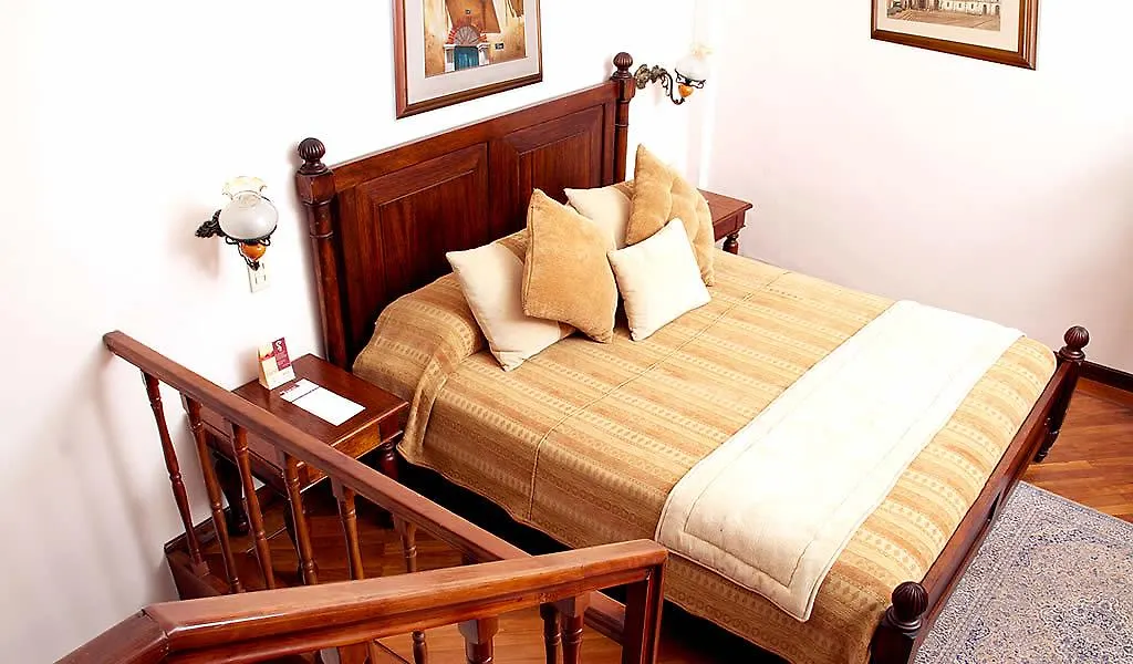 Hotel Patio Andaluz كويتو